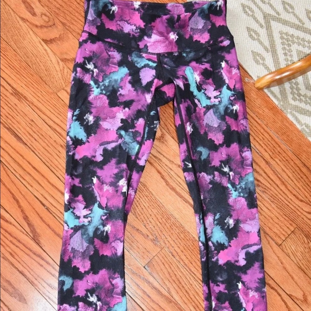 Lululemon 4 Leggings